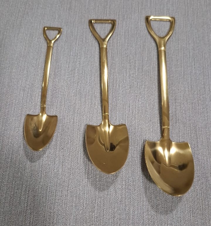 Set cuchara forma de pala dorada x 3